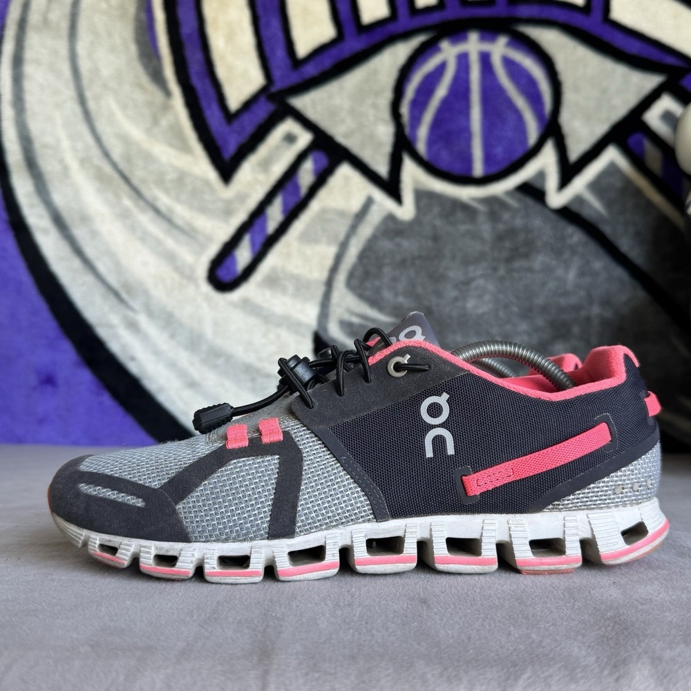 Size 10.5 - On Cloud Shoes Women's Gray Pink Swiss Engineering Running Gym Shoes